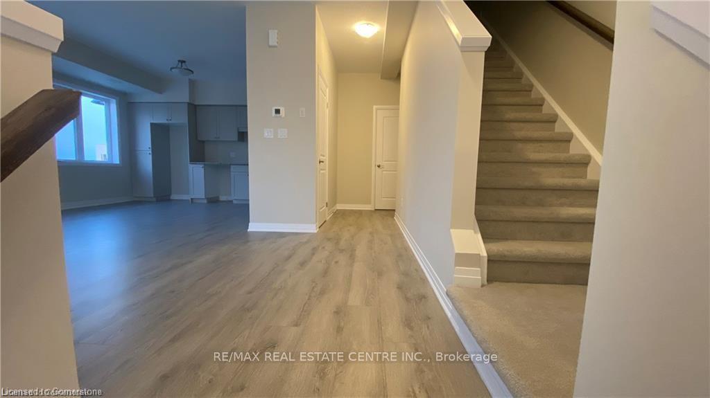 Photo 5 of 8 Visionary Avenue, Kitchener — HOMEH