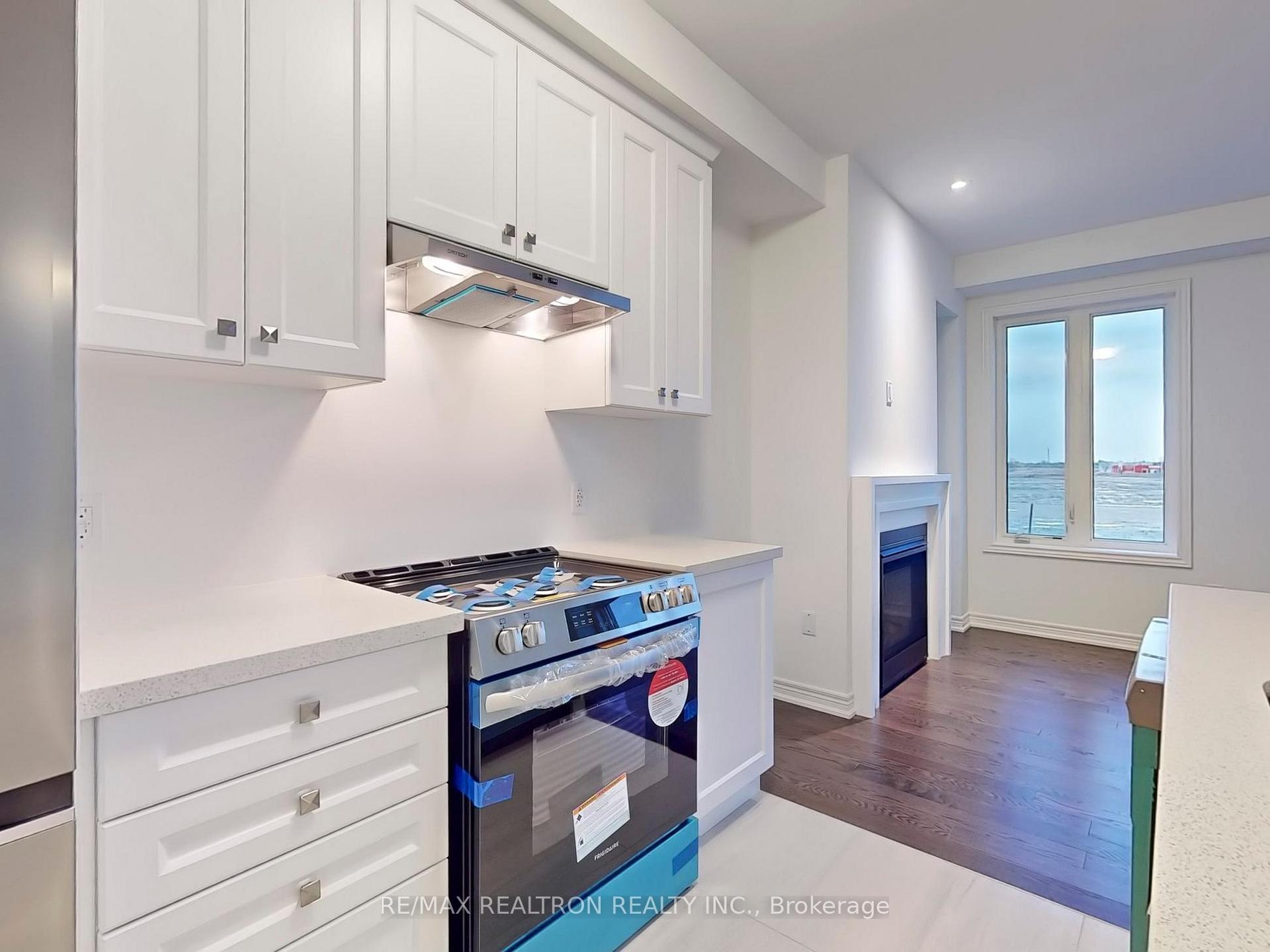 Photo 13 of 87 Picardy Drive, Hamilton, Stoney Creek Mountain — HOMEH