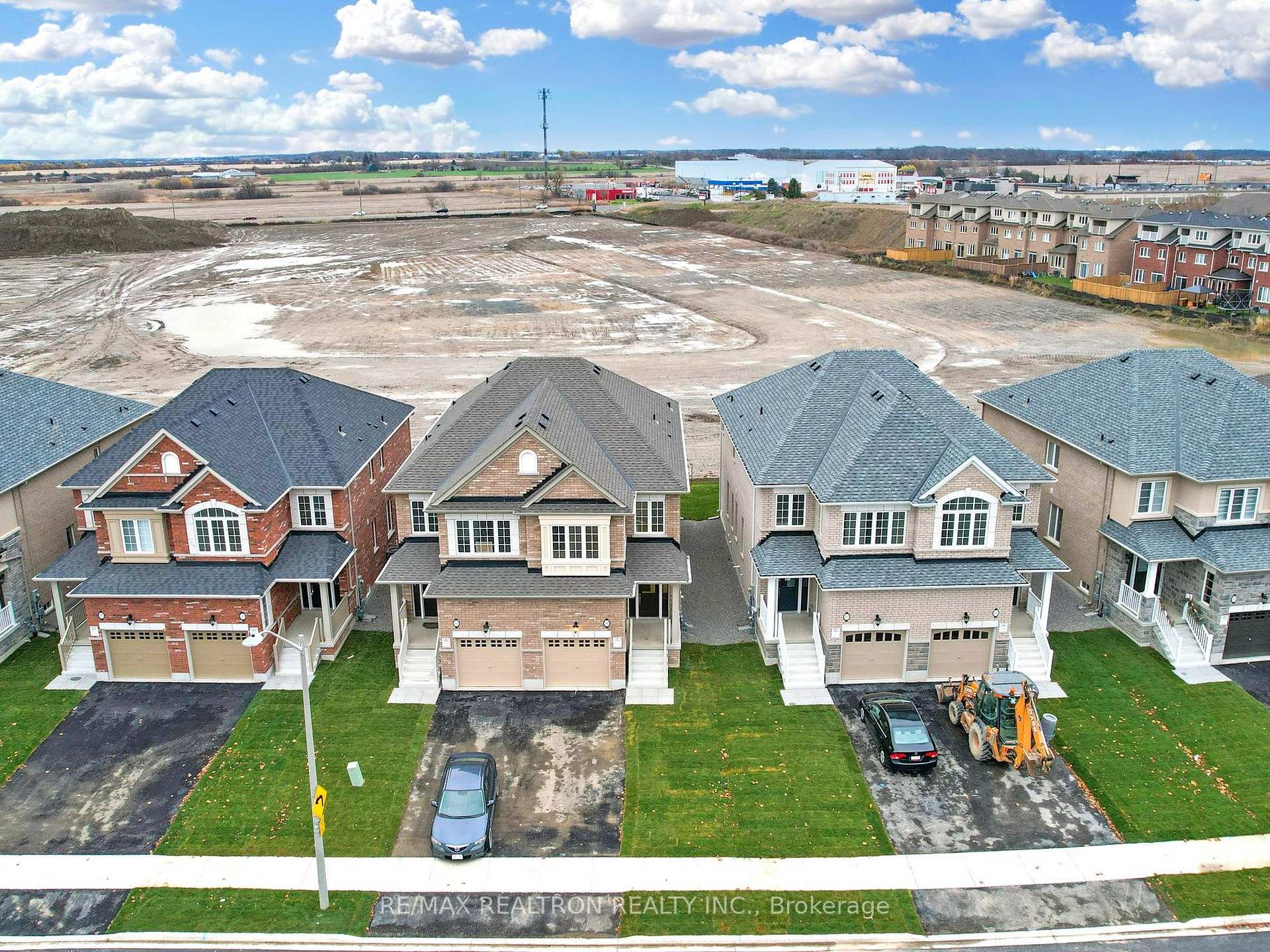 Photo 46 of 87 Picardy Drive, Hamilton, Stoney Creek Mountain — HOMEH