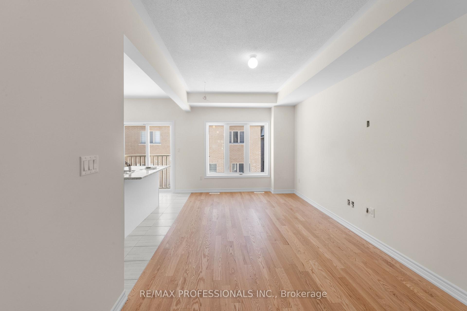 Photo 8 of 2553 Hibiscus Drive, Pickering, Rural Pickering — HOMEH