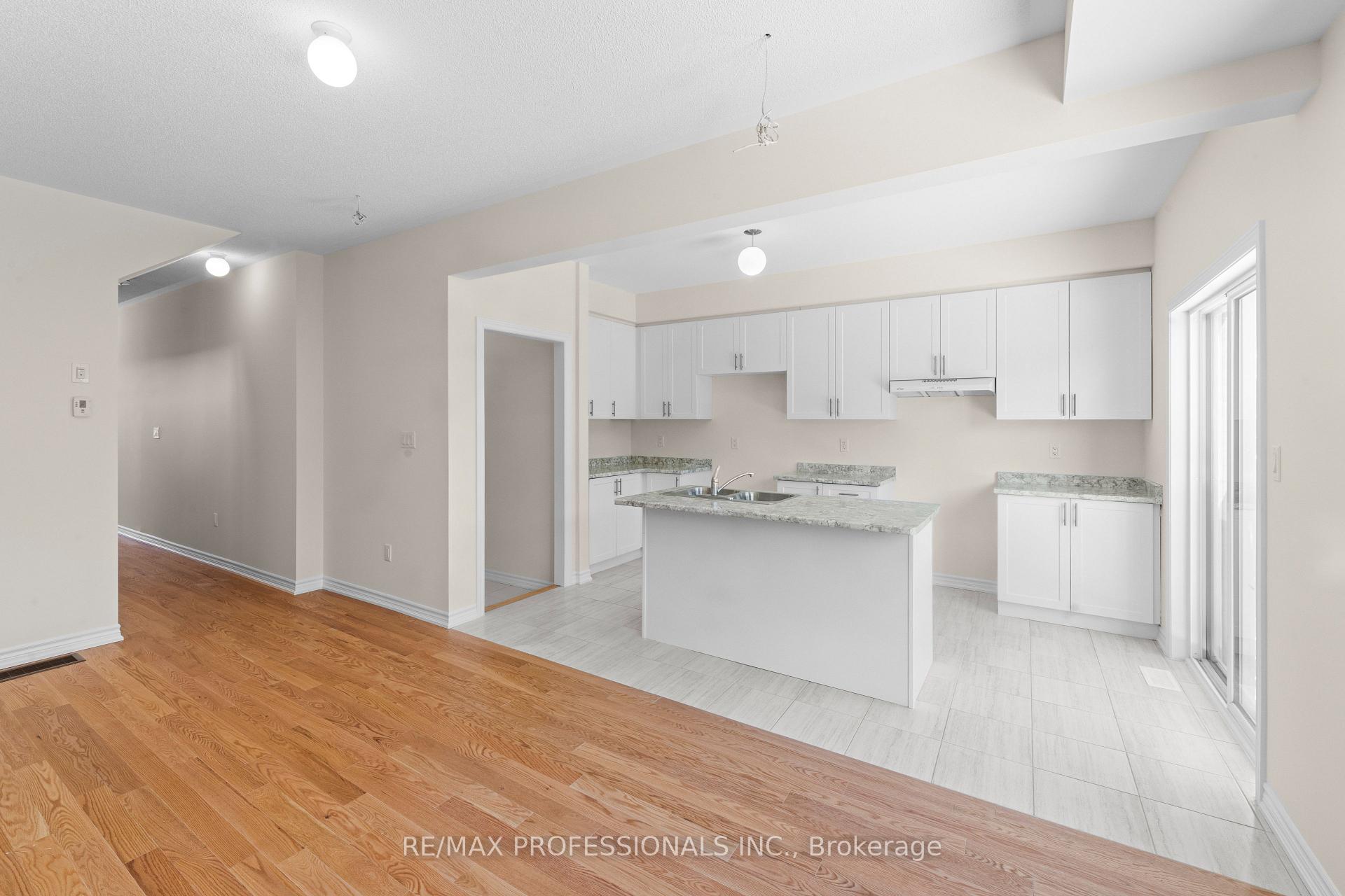 Photo 6 of 2553 Hibiscus Drive, Pickering, Rural Pickering — HOMEH