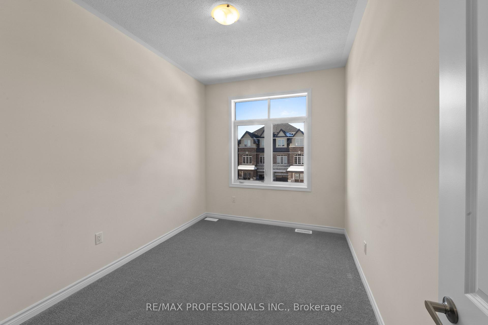 Photo 21 of 2553 Hibiscus Drive, Pickering, Rural Pickering — HOMEH