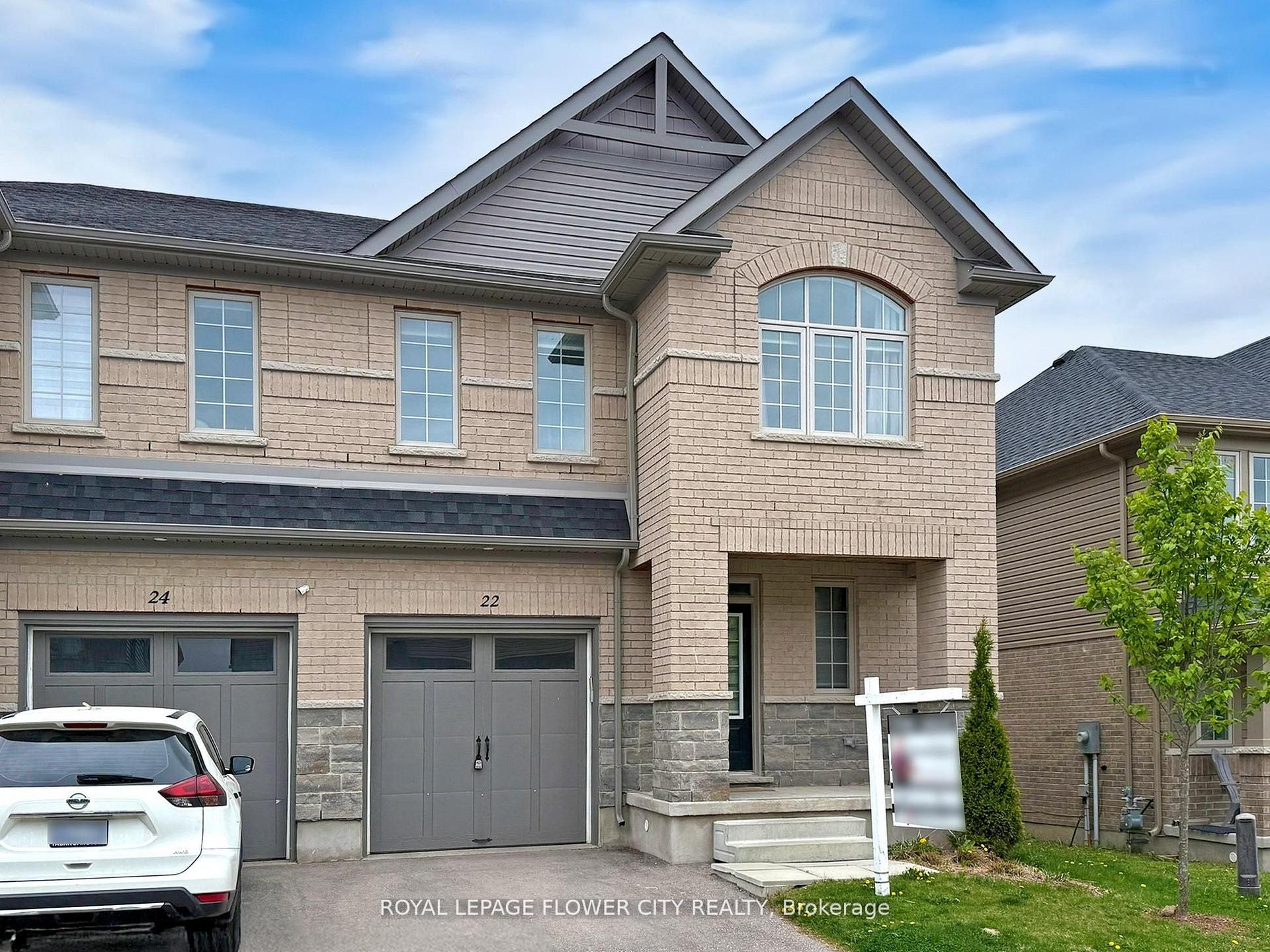 Photo 4 of Unit 11, 22 Gleason Crescent, Kitchener — HOMEH