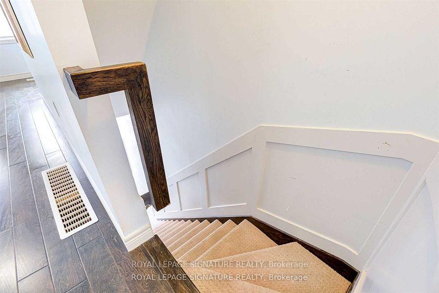 Photo 6 of Unit Upper, 16 Whitehaven Lane, Kitchener — HOMEH