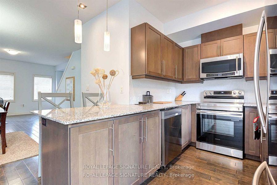 Photo 9 of Unit Upper, 16 Whitehaven Lane, Kitchener — HOMEH
