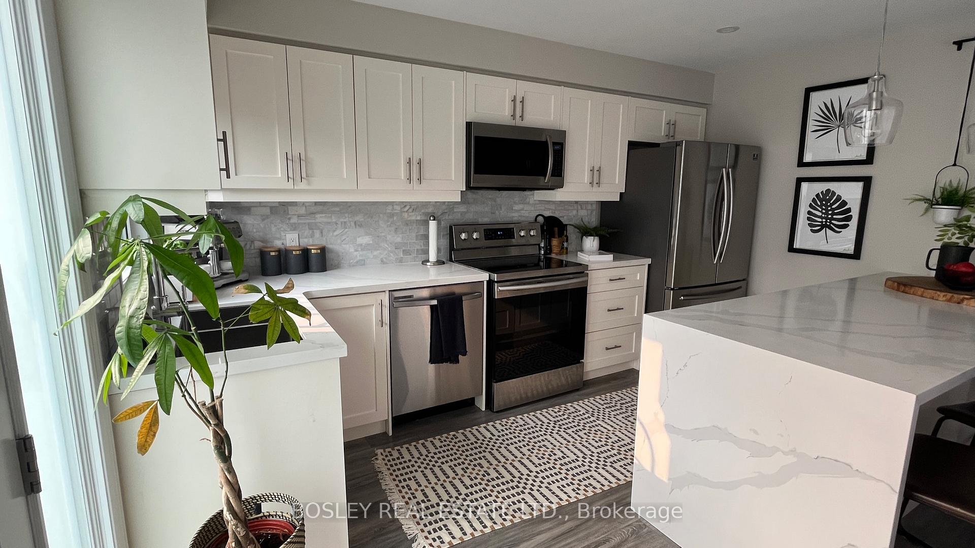 Photo 2 of 6 Oak Park Avenue, Toronto, East End-Danforth — HOMEH
