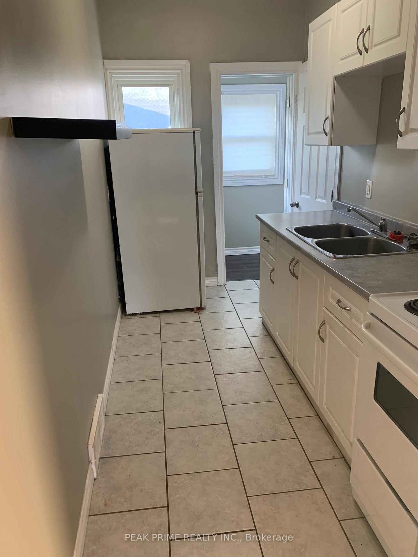 Photo 5 of Unit 3, 30 Hamilton Street, St. Catharines, Western Hill — HOMEH