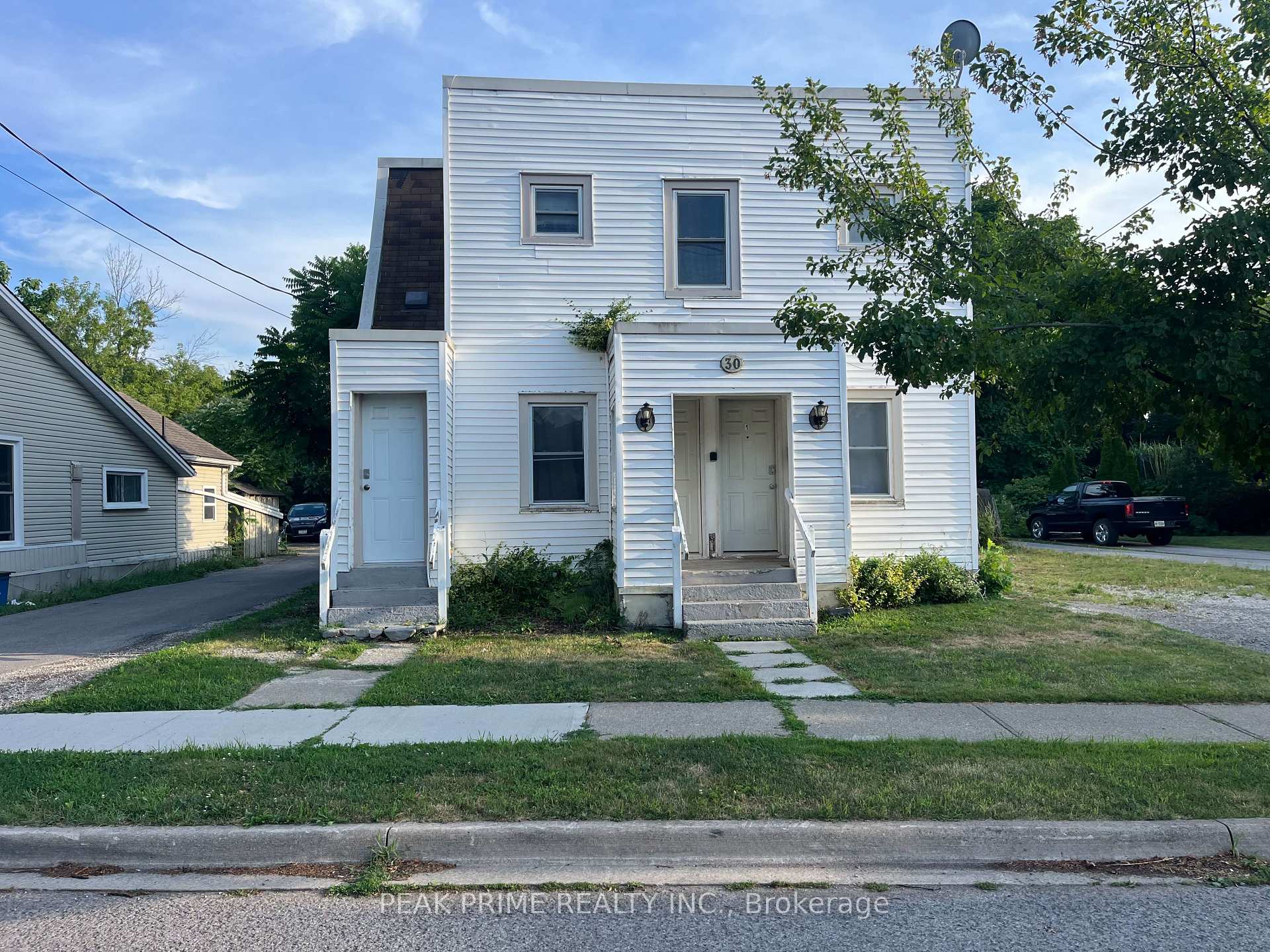Photo 11 of Unit 3, 30 Hamilton Street, St. Catharines, Western Hill — HOMEH