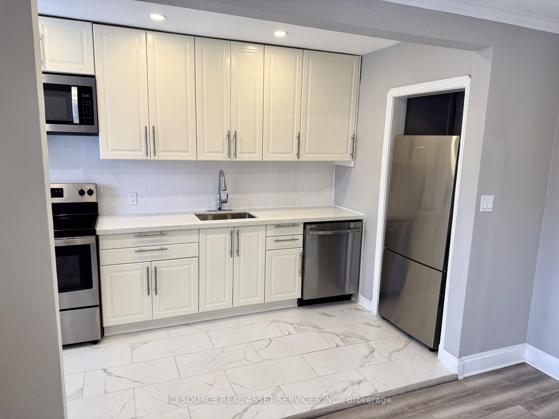 Photo 8 of Unit 1, 121 Cheritan Avenue, Toronto, Lawrence Park South — HOMEH