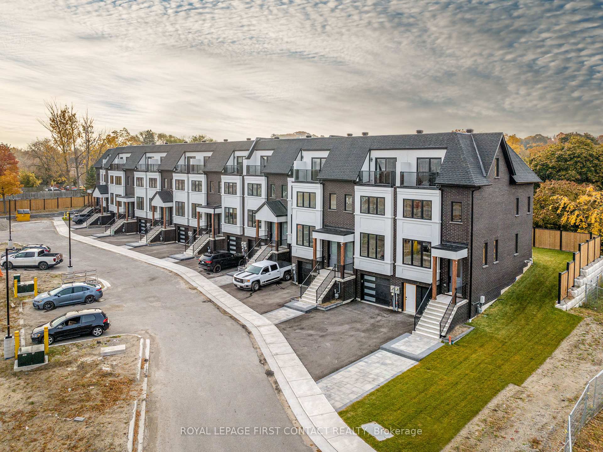 Photo 1 of 22 Alderwood Lane, Barrie, Allandale — HOMEH