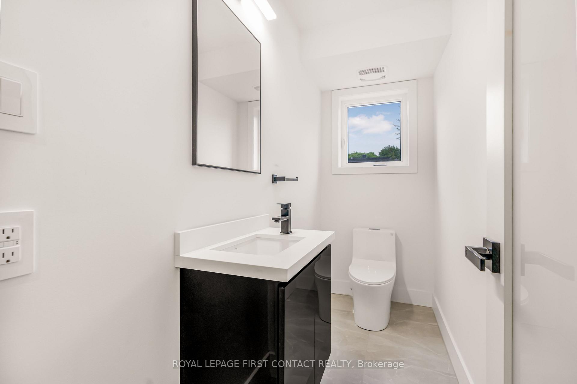 Photo 4 of 22 Alderwood Lane, Barrie, Allandale — HOMEH