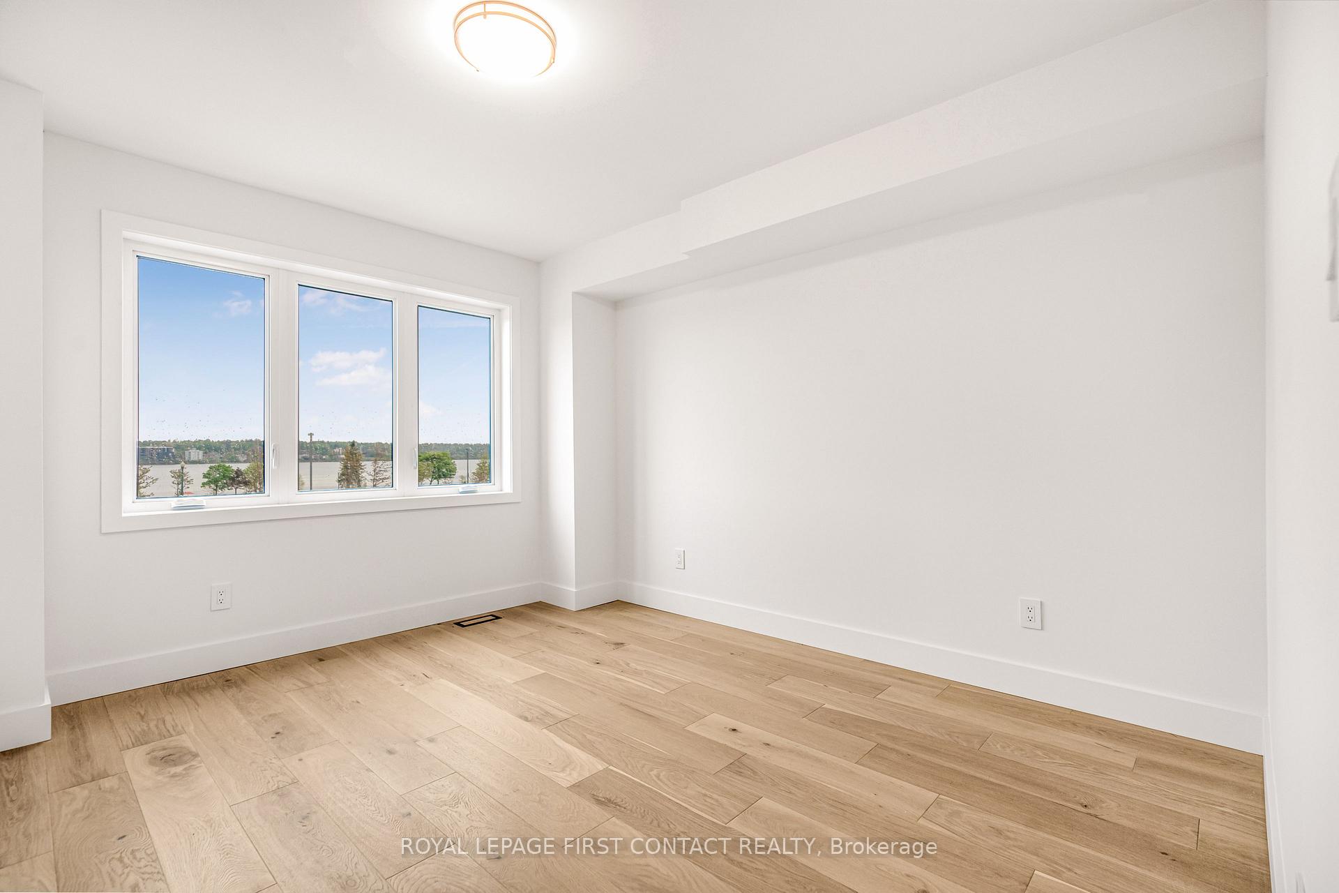 Photo 7 of 22 Alderwood Lane, Barrie, Allandale — HOMEH