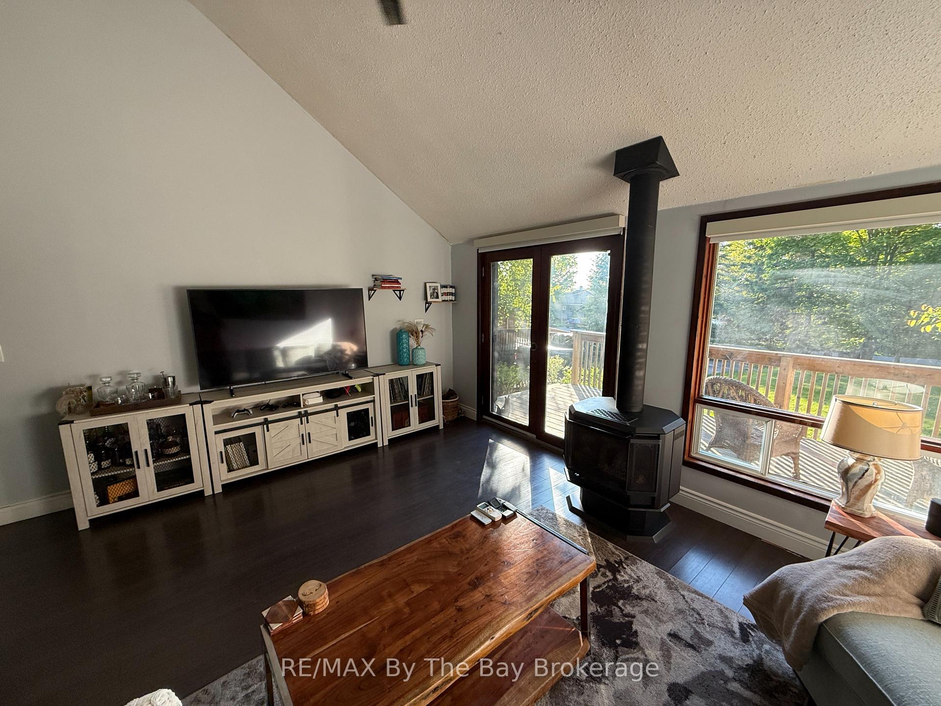 Photo 6 of 71 Grandview Road, Tay, Port McNicoll — HOMEH