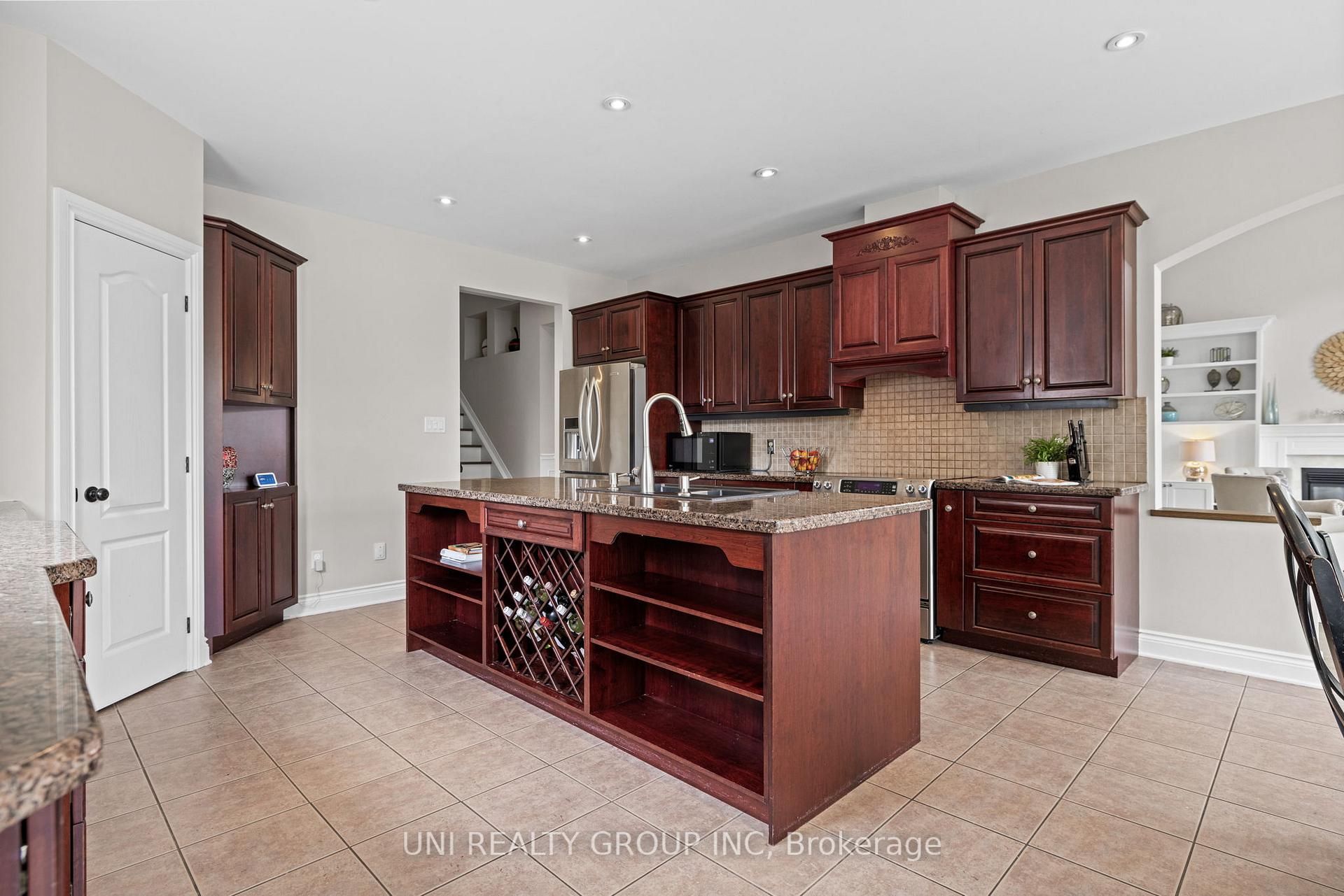 Photo 15 of 141 Riverstone Drive, Ottawa, Barrhaven - Stonebridge — HOMEH