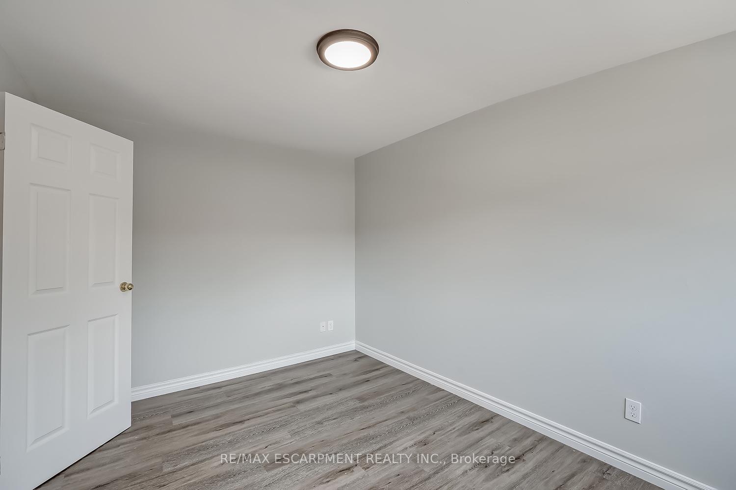 Photo 16 of Unit 309, 260 Montmorency Drive, Hamilton, Red Hill — HOMEH