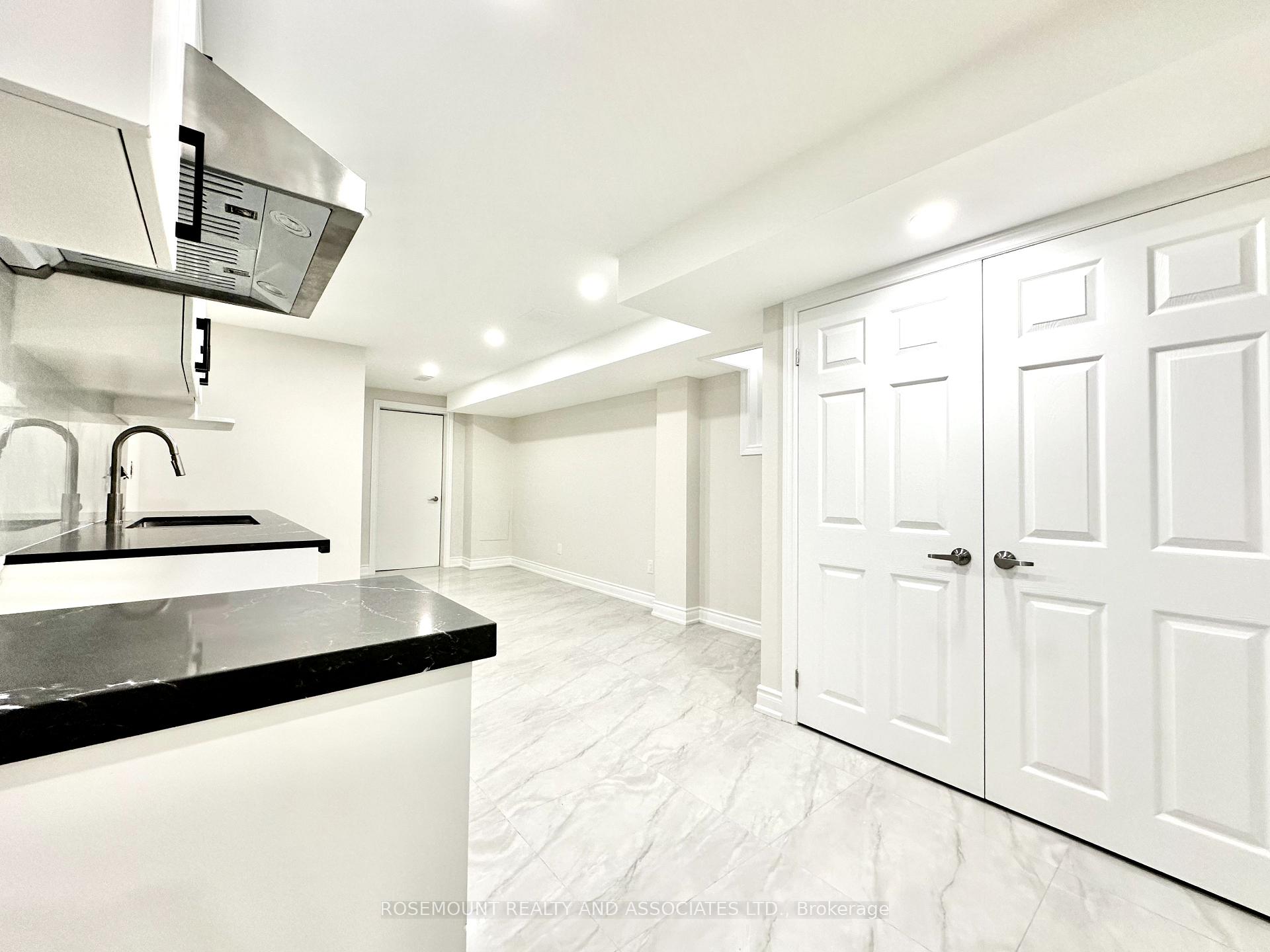 Photo 8 of 101 Annina Crescent, Markham, Village Green-South Unionville — HOMEH
