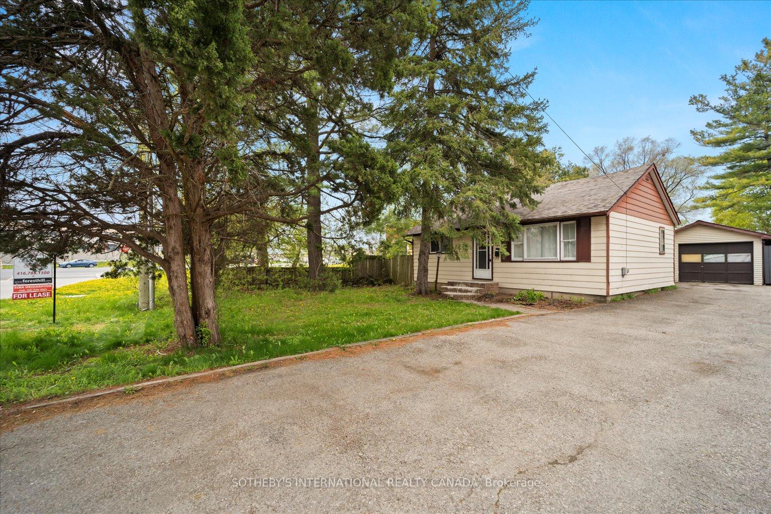 Photo 2 of 1964 Royal Road, Pickering, Village East — HOMEH