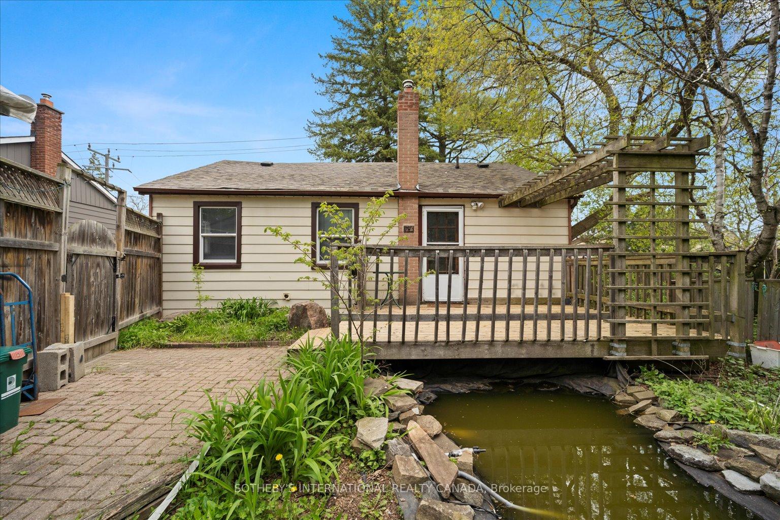 Photo 3 of 1964 Royal Road, Pickering, Village East — HOMEH