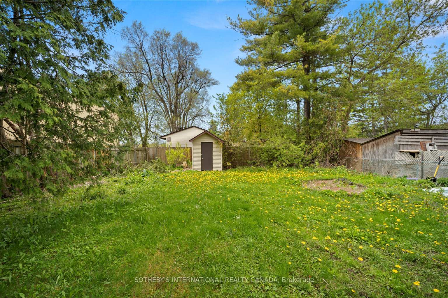 Photo 20 of 1964 Royal Road, Pickering, Village East — HOMEH