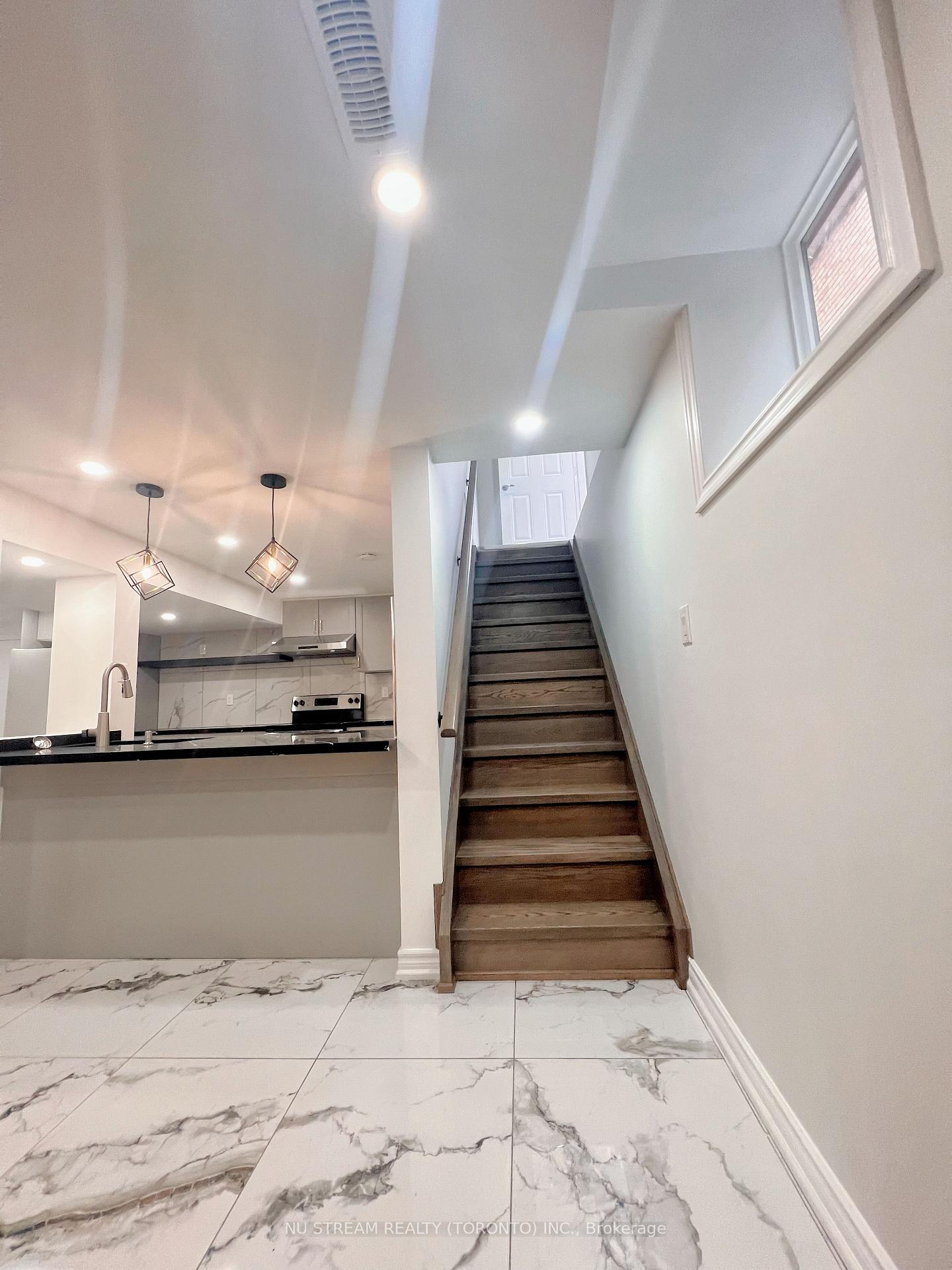 Photo 2 of Unit Bsmt, 46 Coppard Avenue, Markham, Middlefield — HOMEH