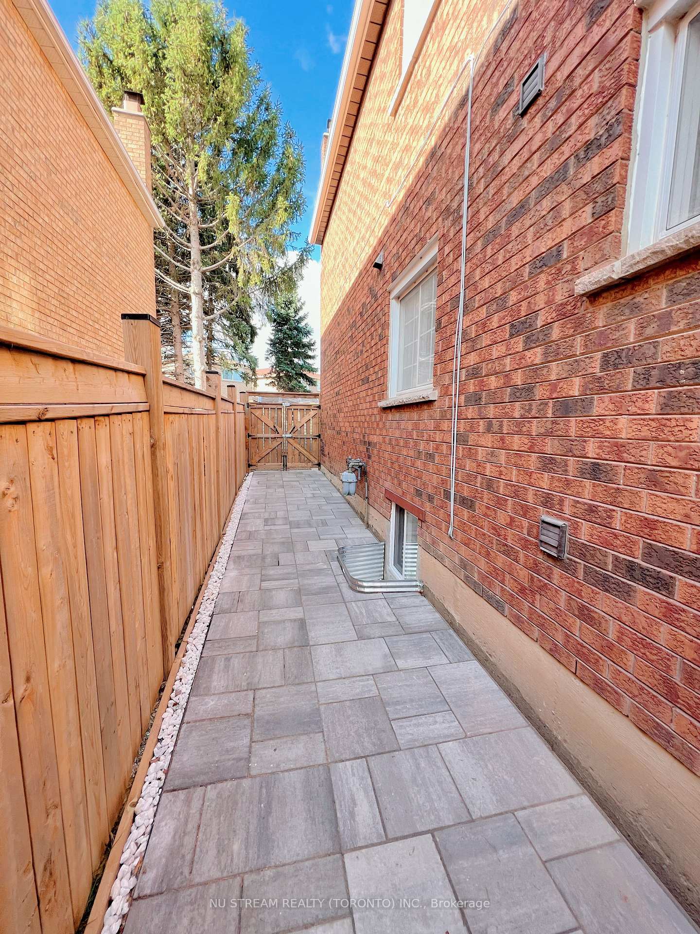 Photo 13 of Unit Bsmt, 46 Coppard Avenue, Markham, Middlefield — HOMEH
