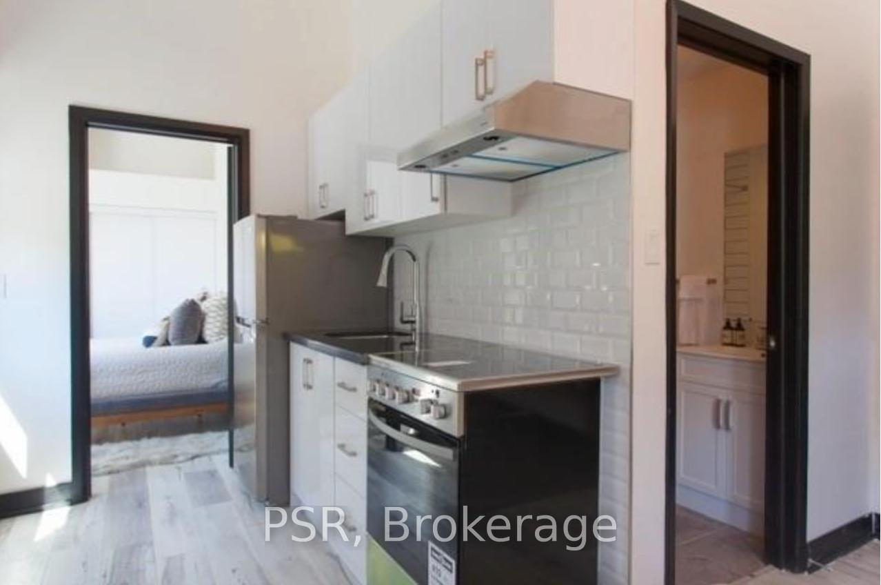 Photo 3 of Unit 1, 260 Sherbourne Street, Toronto, Moss Park — HOMEH
