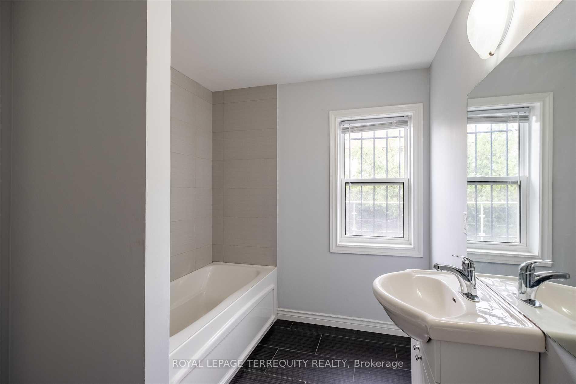 Photo 8 of Unit 1, 1186 Cannon Street E, Hamilton, Crown Point — HOMEH