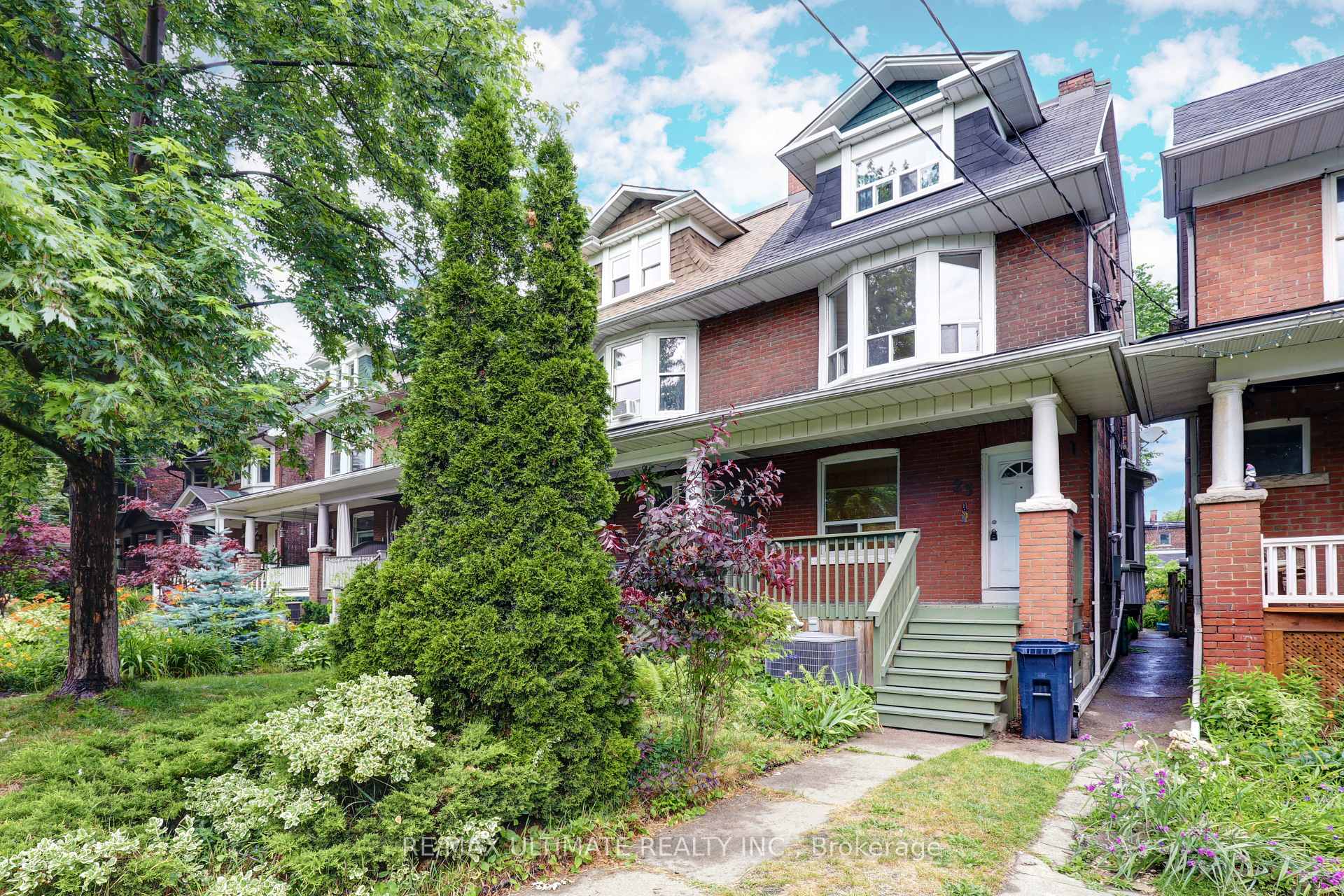 Photo 1 of Unit Upper, 23 Rainsford Road, Toronto, The Beaches — HOMEH
