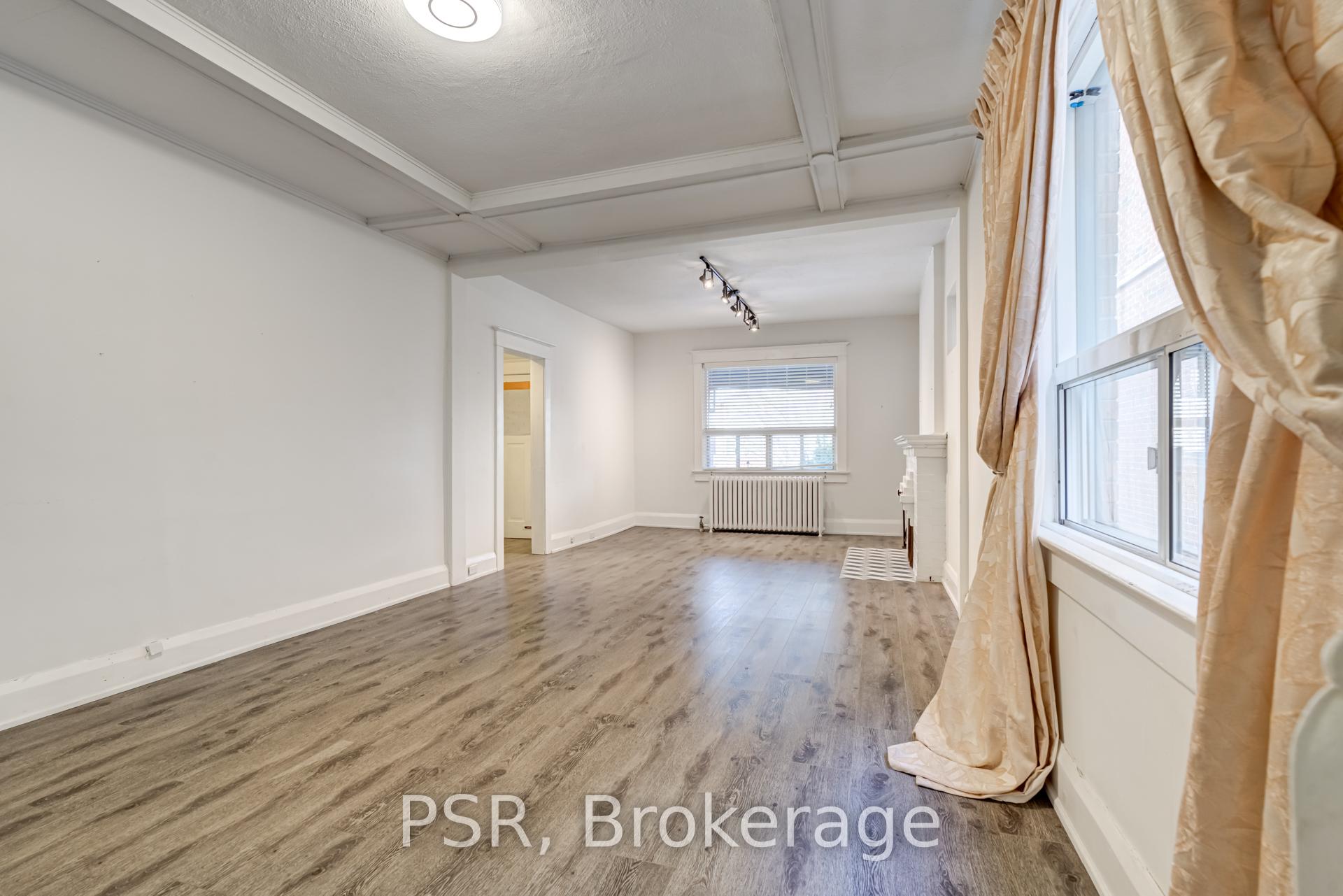Photo 5 of Unit Main, 357 Roehampton Avenue, Toronto, Mount Pleasant East — HOMEH