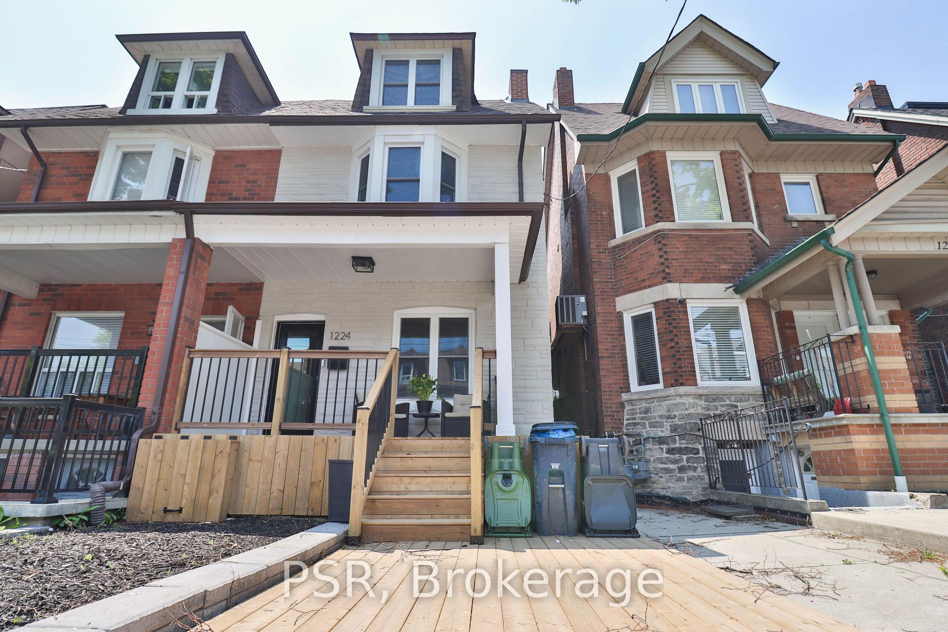 Front of Unit Lower, 1224 Lansdowne Avenue