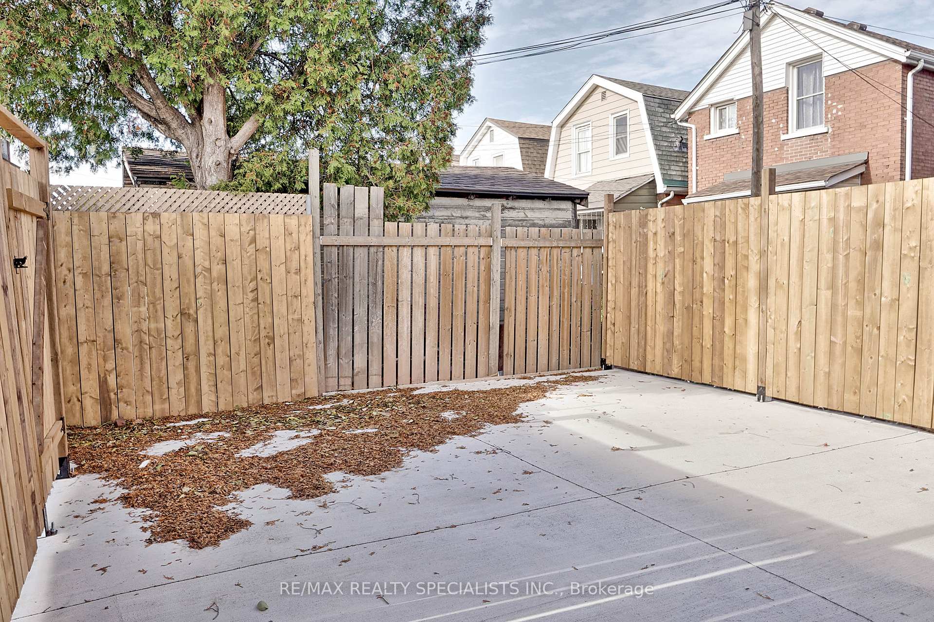 Photo 41 of 143 Glendale Avenue, Hamilton, Crown Point — HOMEH