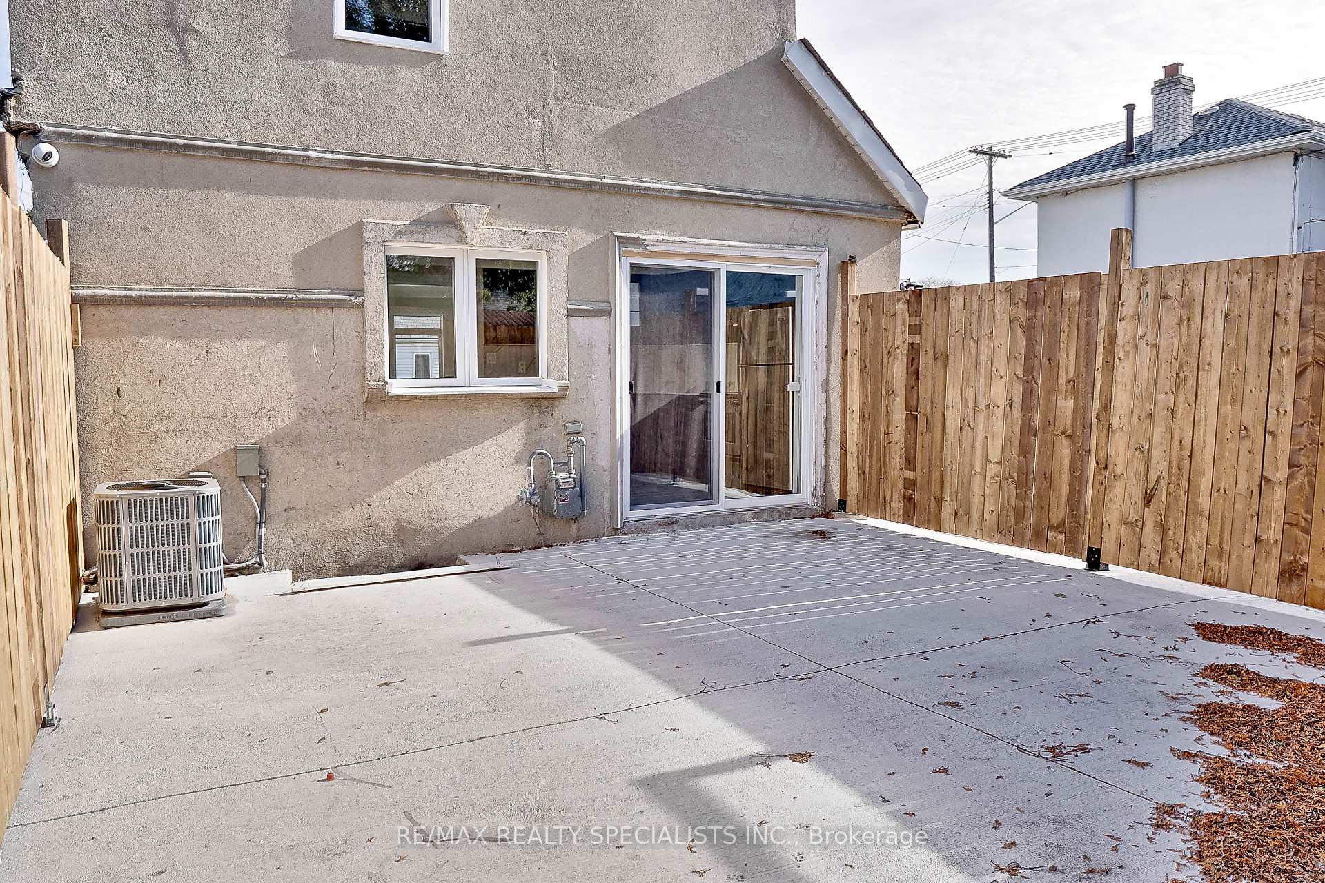 Photo 42 of 143 Glendale Avenue, Hamilton, Crown Point — HOMEH