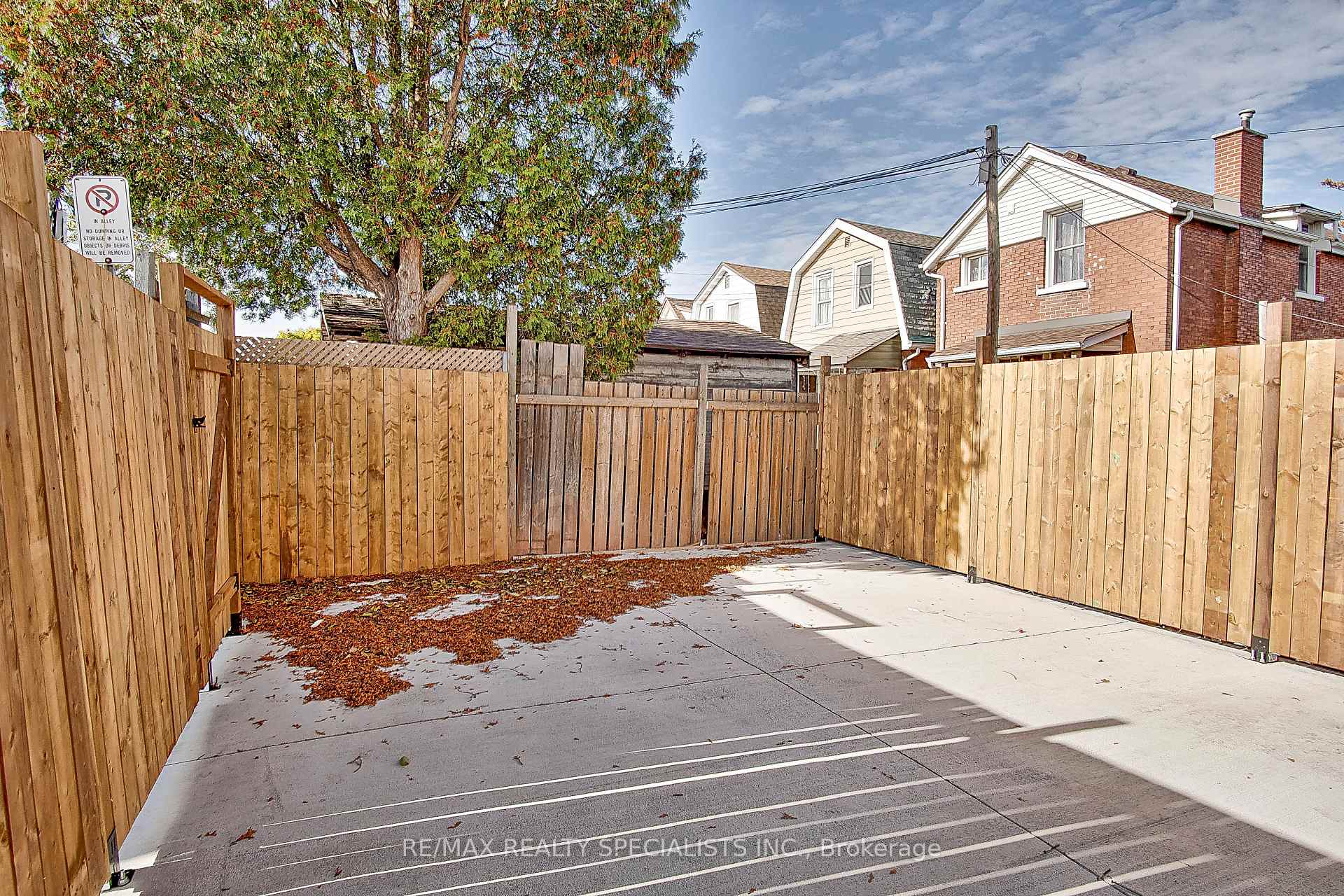 Photo 44 of 143 Glendale Avenue, Hamilton, Crown Point — HOMEH