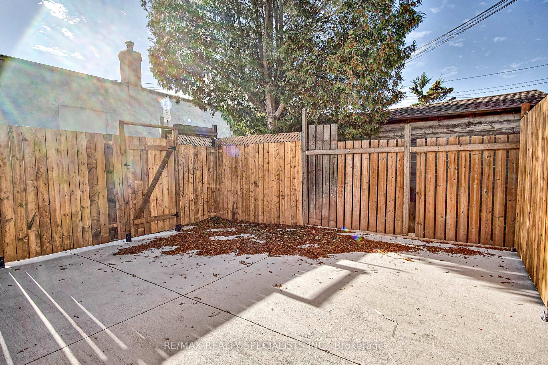 Photo 46 of 143 Glendale Avenue, Hamilton, Crown Point — HOMEH