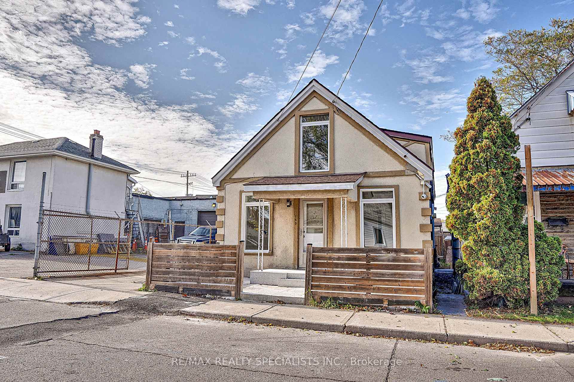 Photo 49 of 143 Glendale Avenue, Hamilton, Crown Point — HOMEH