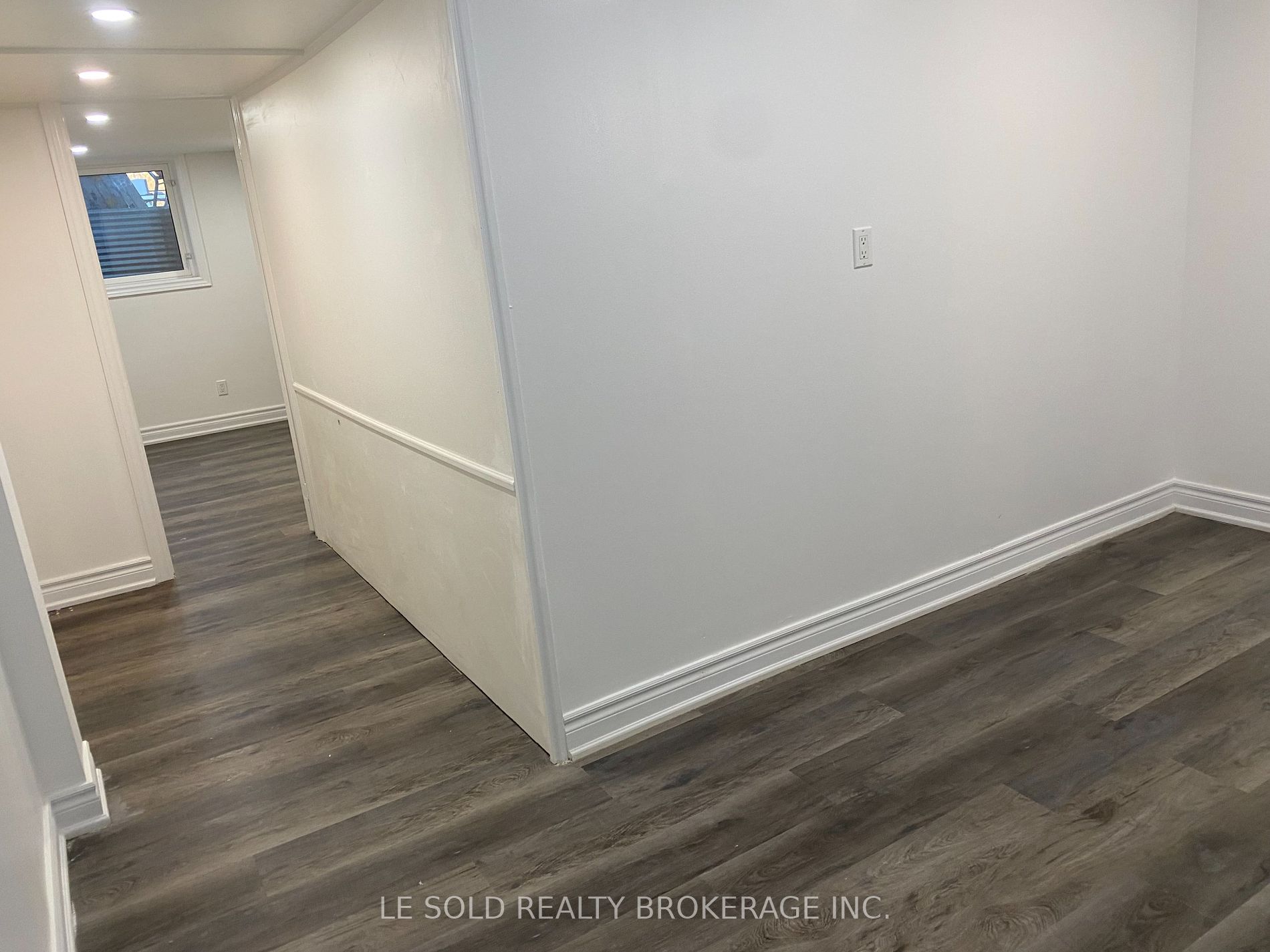 Photo 9 of Unit Bsmt R, 2 Aitken Circle, Markham, Unionville — HOMEH