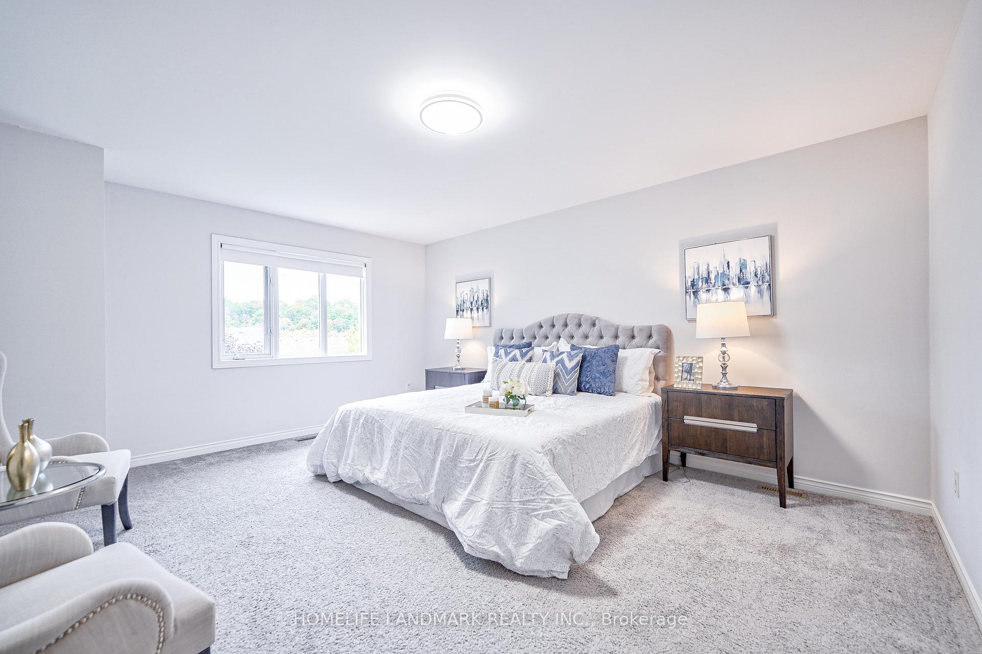 Photo 26 of Unit upper, 258 Stone Road, Aurora, Aurora Grove — HOMEH