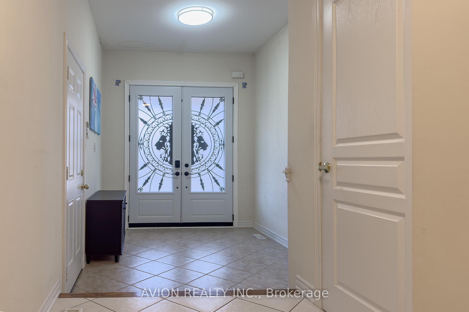 Photo 4 of Unit Upper, 45 Haskett Drive S, Markham, Cedar Grove — HOMEH