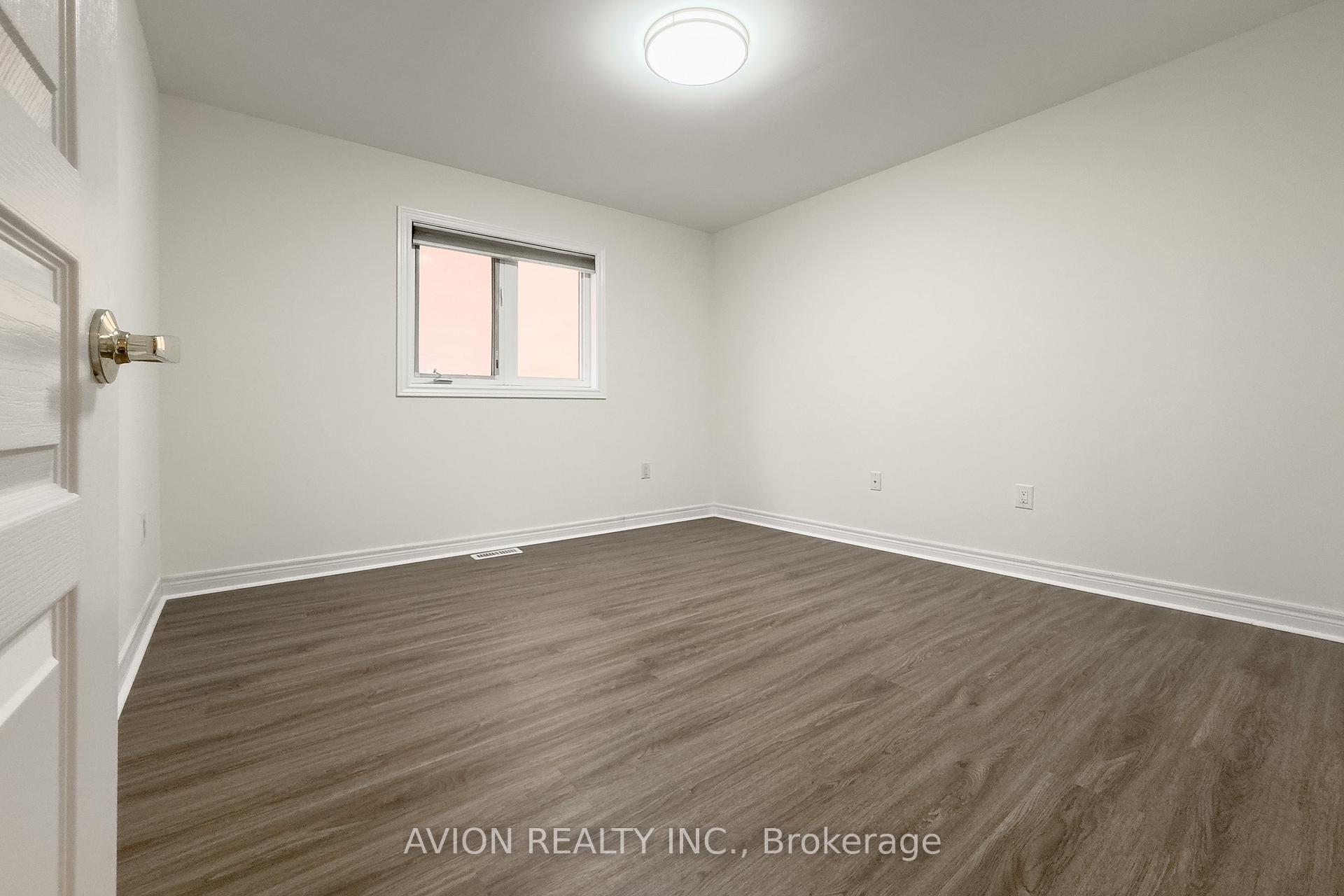 Photo 12 of Unit Upper, 45 Haskett Drive S, Markham, Cedar Grove — HOMEH