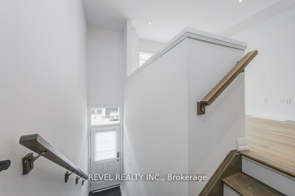 Photo 5 of Unit 70, 120 Court Drive, Brant, Paris — HOMEH