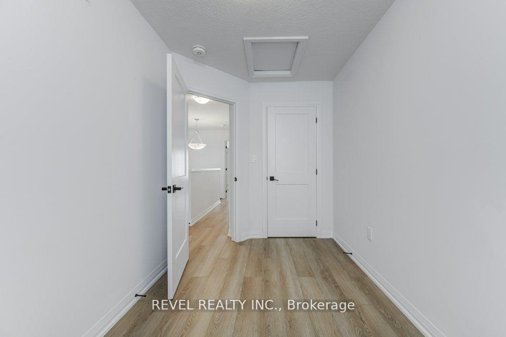 Photo 25 of Unit 70, 120 Court Drive, Brant, Paris — HOMEH