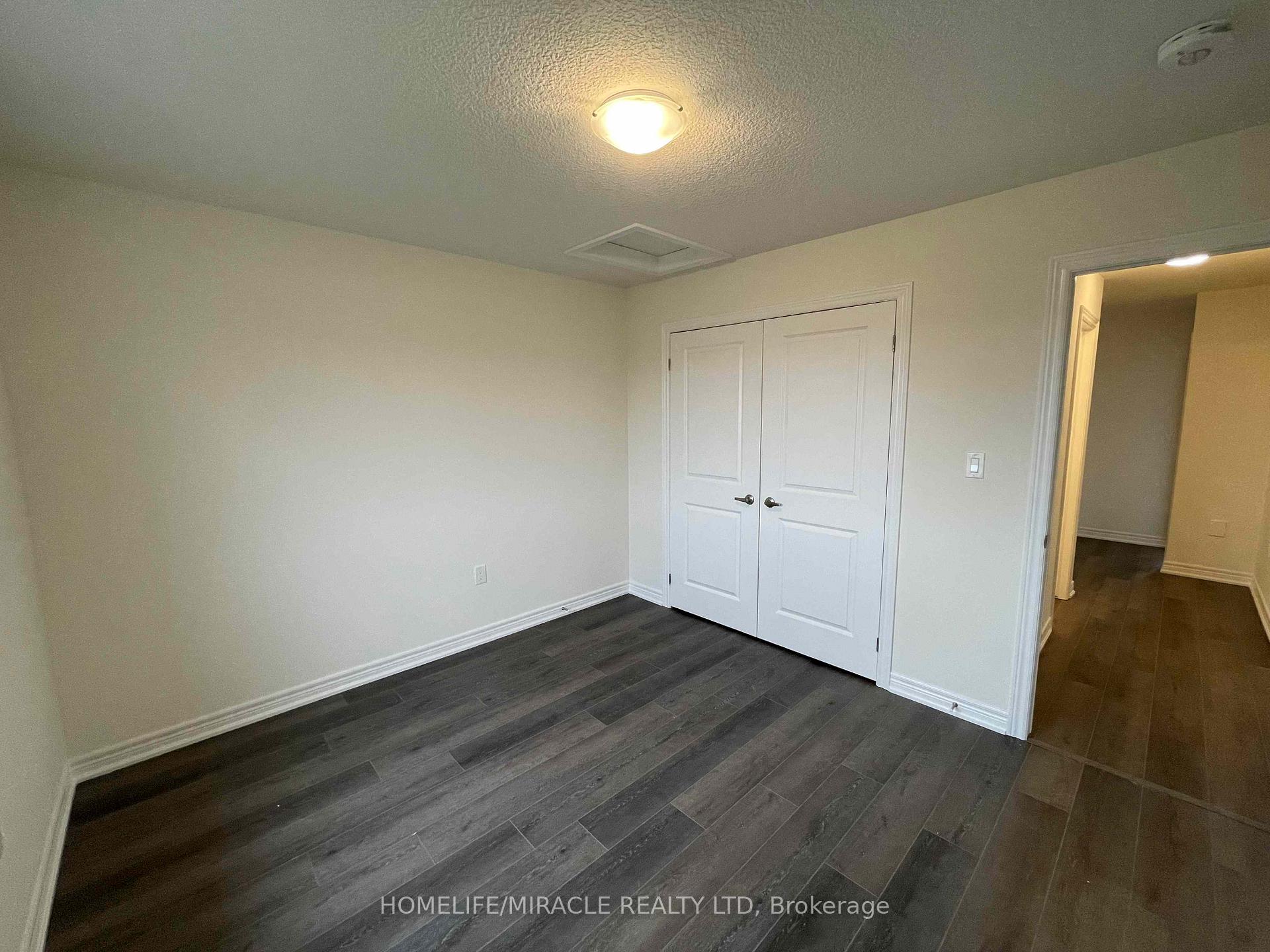 Photo 14 of Unit 4, 205 Thames Way, Hamilton, Mount Hope — HOMEH