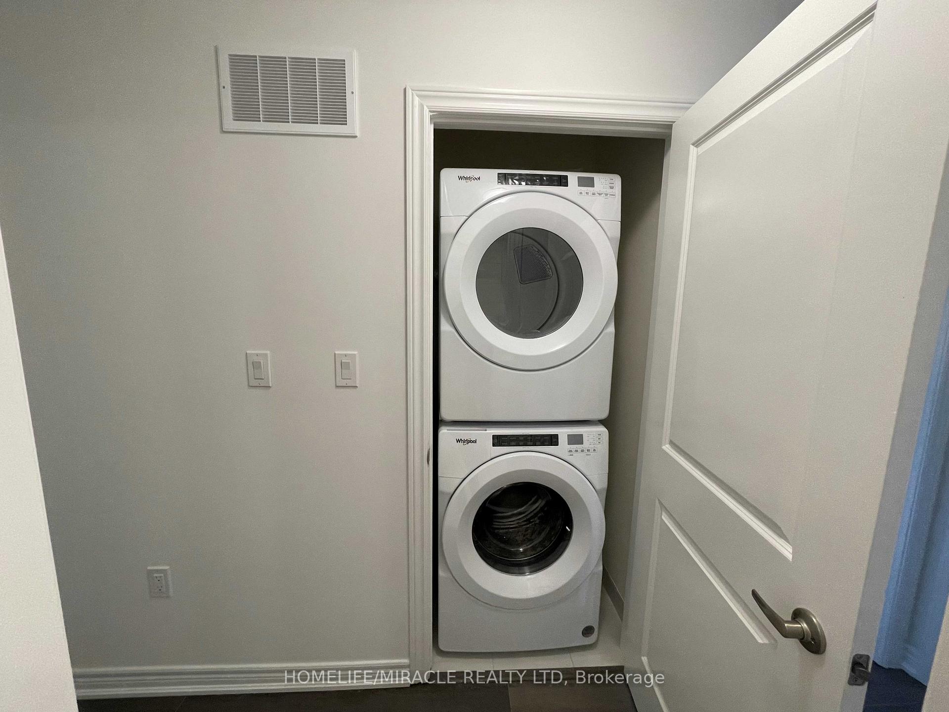 Photo 21 of Unit 4, 205 Thames Way, Hamilton, Mount Hope — HOMEH