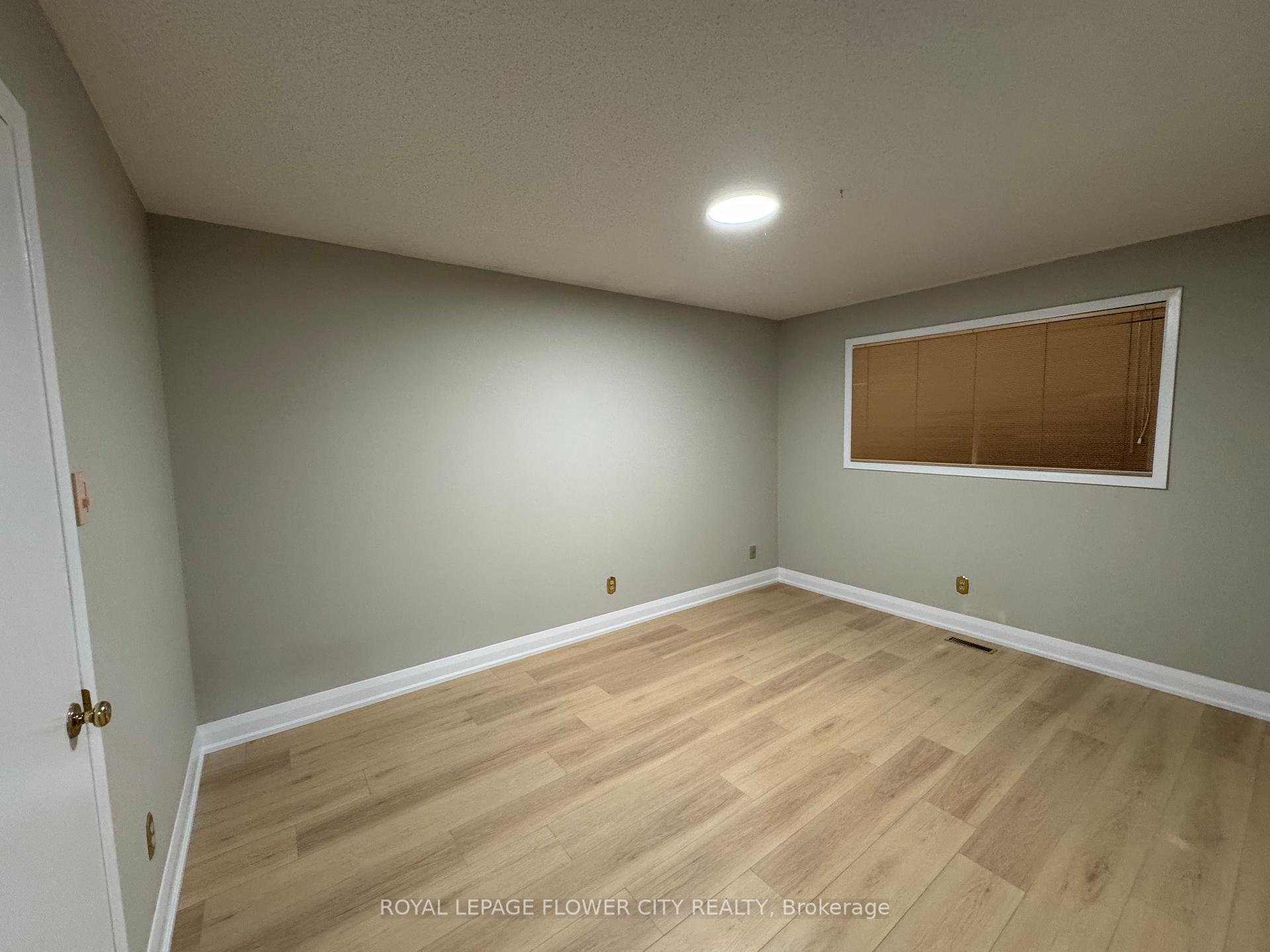 Photo 20 of 52 Dundalk Crescent, Brampton, Heart Lake West — HOMEH