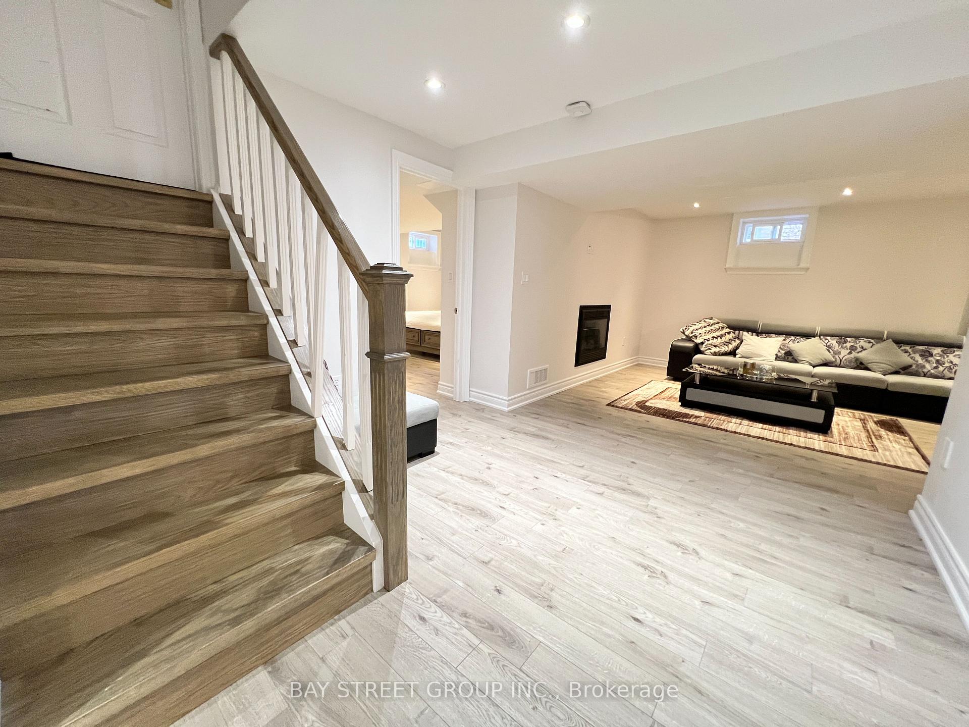 Photo 4 of 6 Briardale Place, Aurora, Aurora Highlands — HOMEH