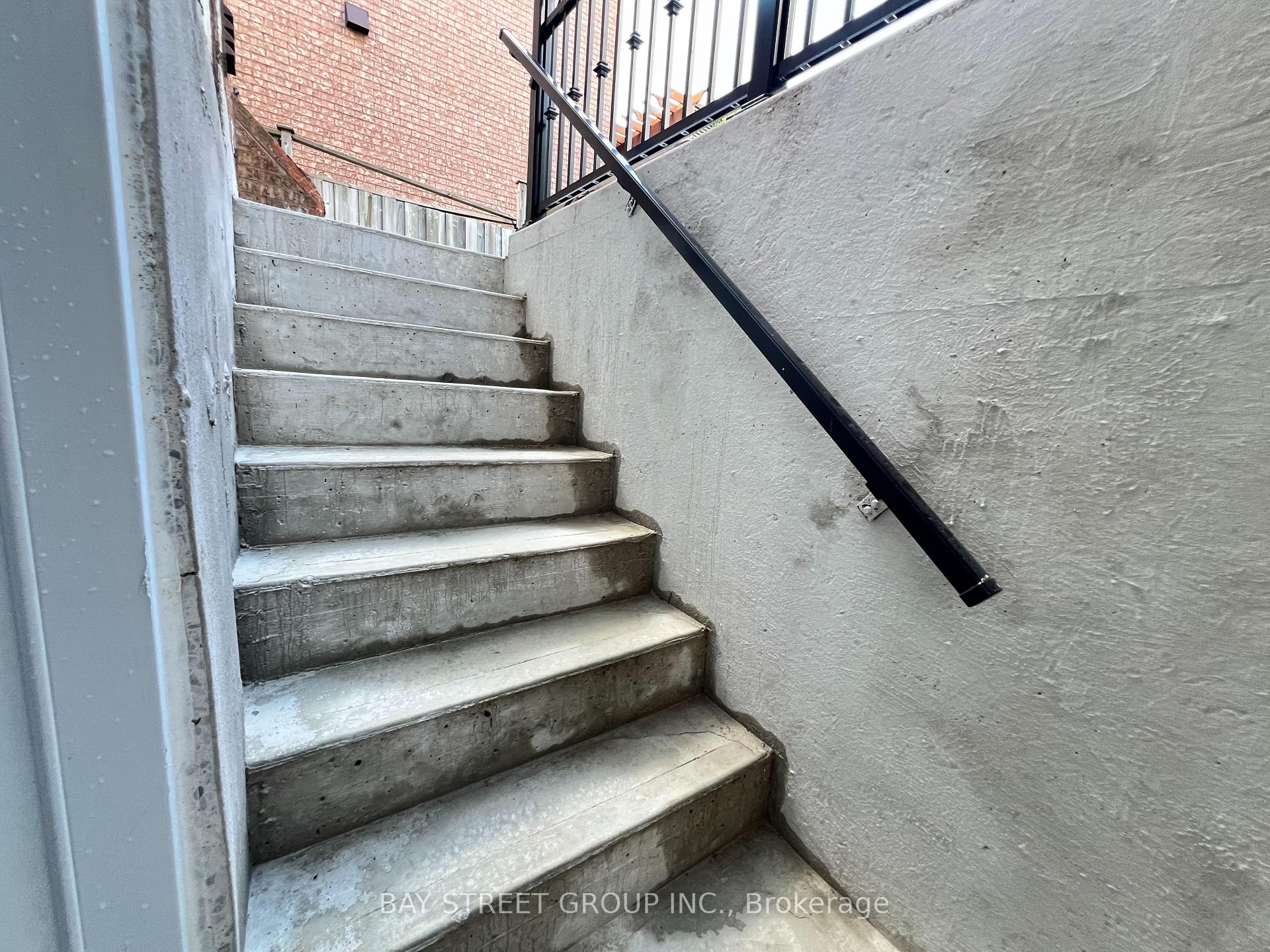 Photo 24 of 6 Briardale Place, Aurora, Aurora Highlands — HOMEH