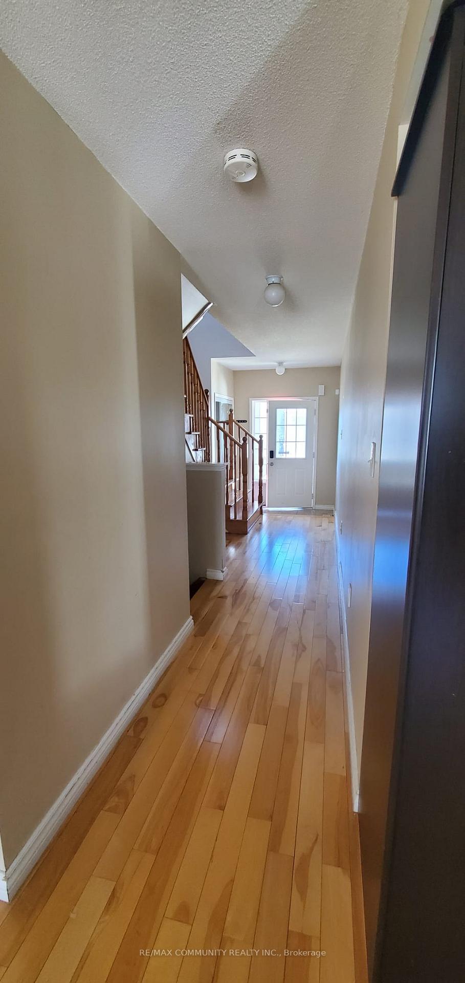 Photo 2 of 4 Blunden Road, Ajax, Central East — HOMEH