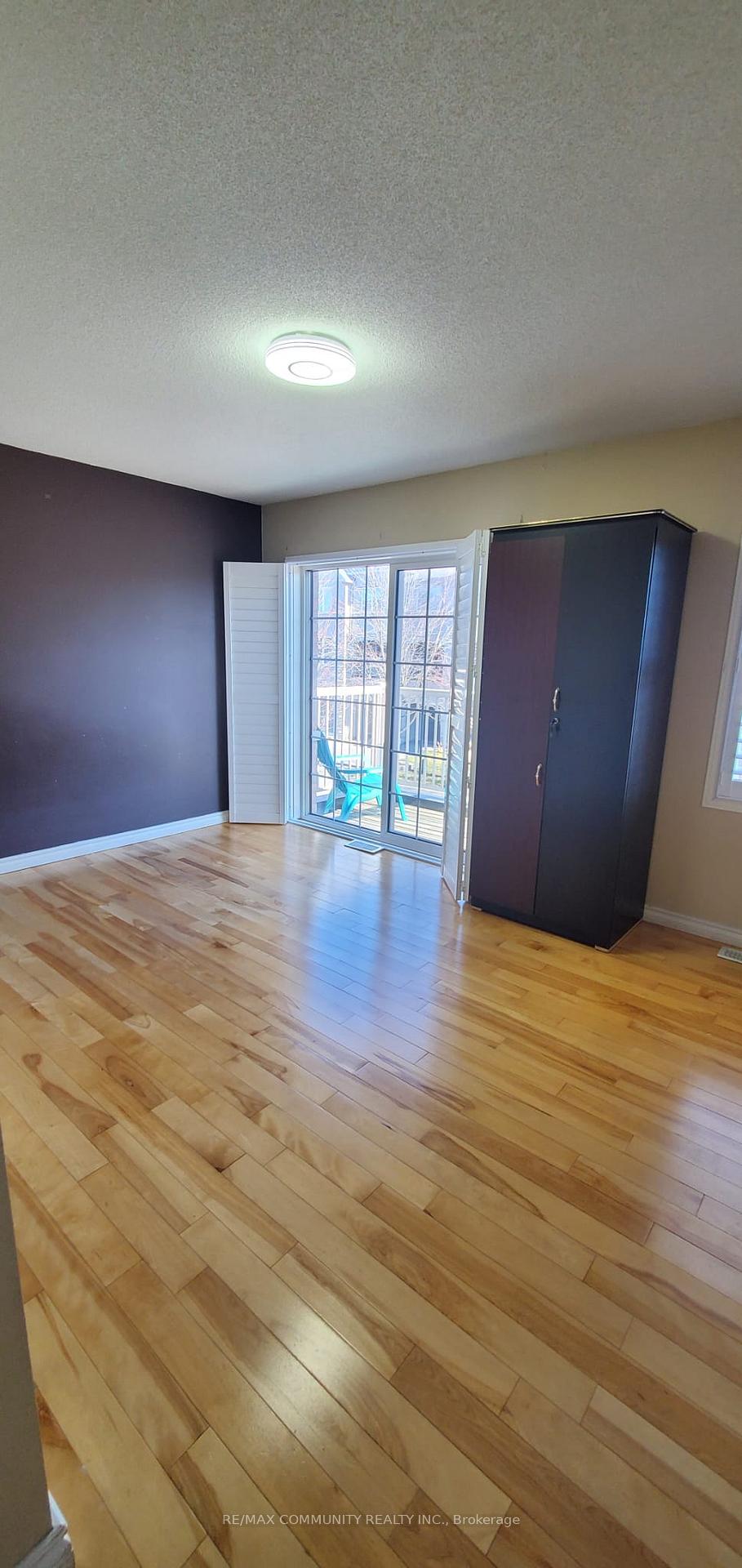 Photo 11 of 4 Blunden Road, Ajax, Central East — HOMEH