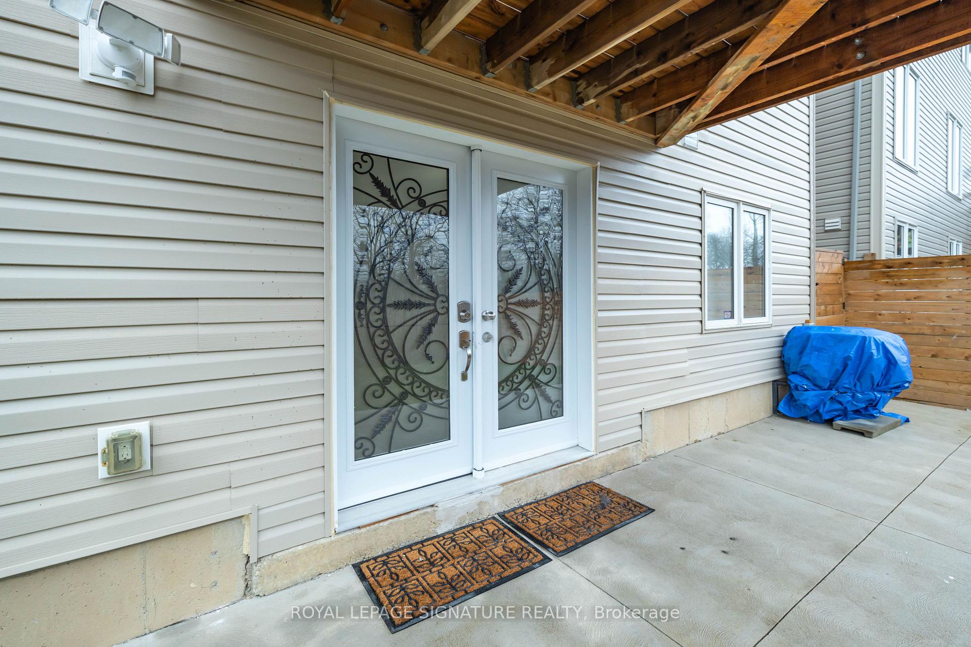 Photo 6 of 11 Fleming Crescent, Haldimand — HOMEH