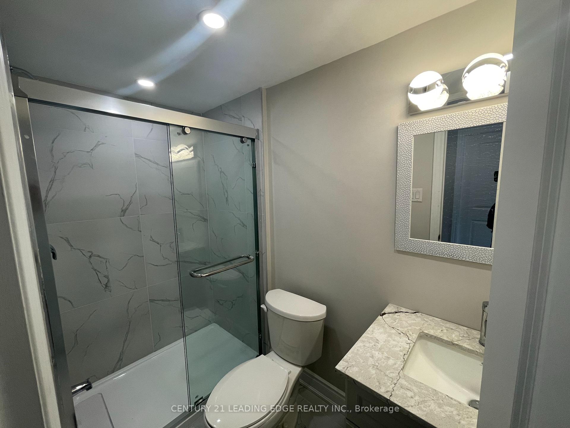 Photo 4 of Unit Side, 314 Grove E Street, Barrie, Grove East — HOMEH